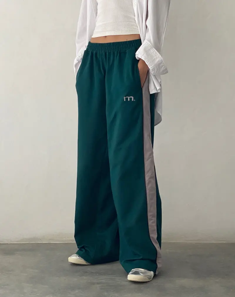 Bedion Oversized Jogger In Forest Green With M Embro 1