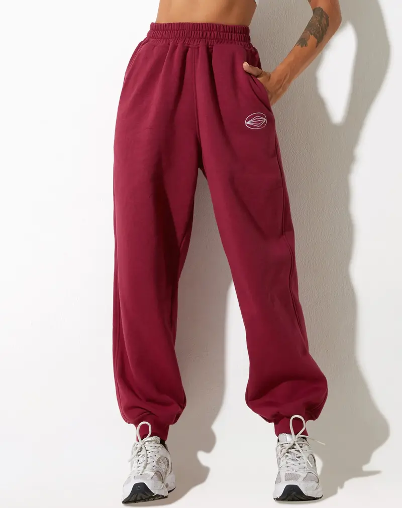 Roider Jogger In Burgundy With 'Winning Team' Embro 1