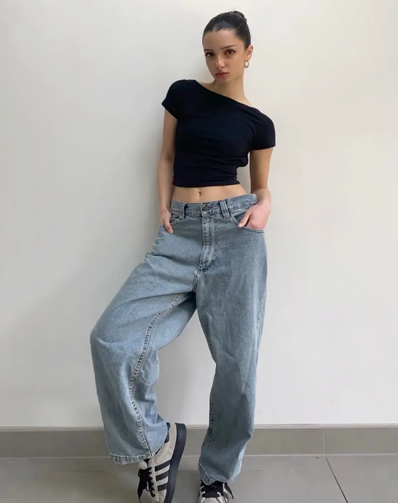 Skater Low Rise Jean In Vintage Light Wash 1